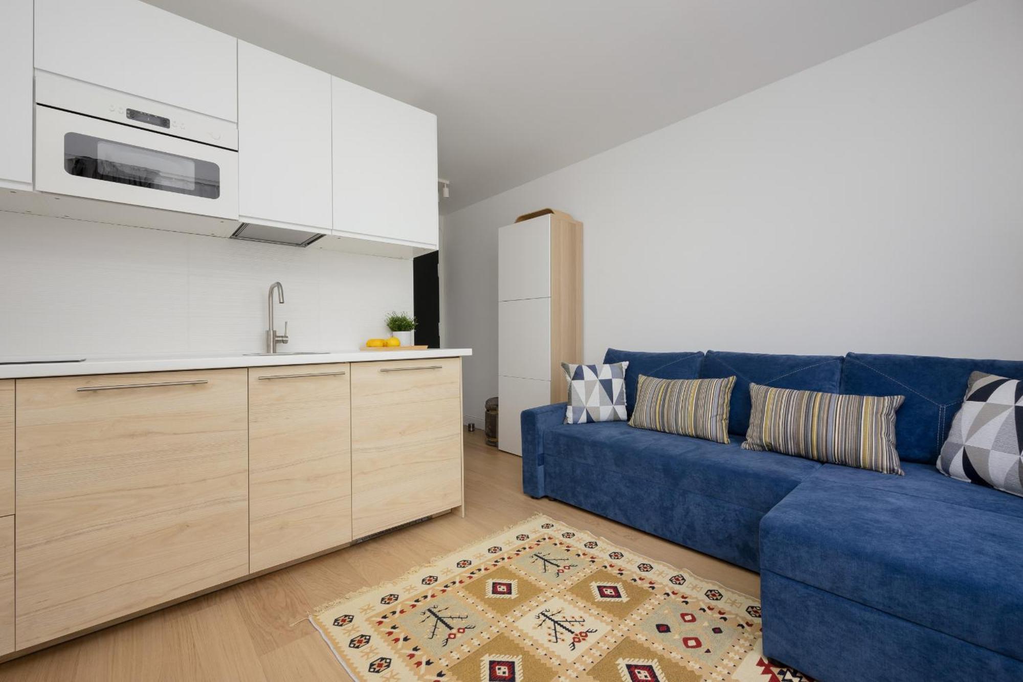 Beautiful Near Mokotow Field By Renters * Warschau